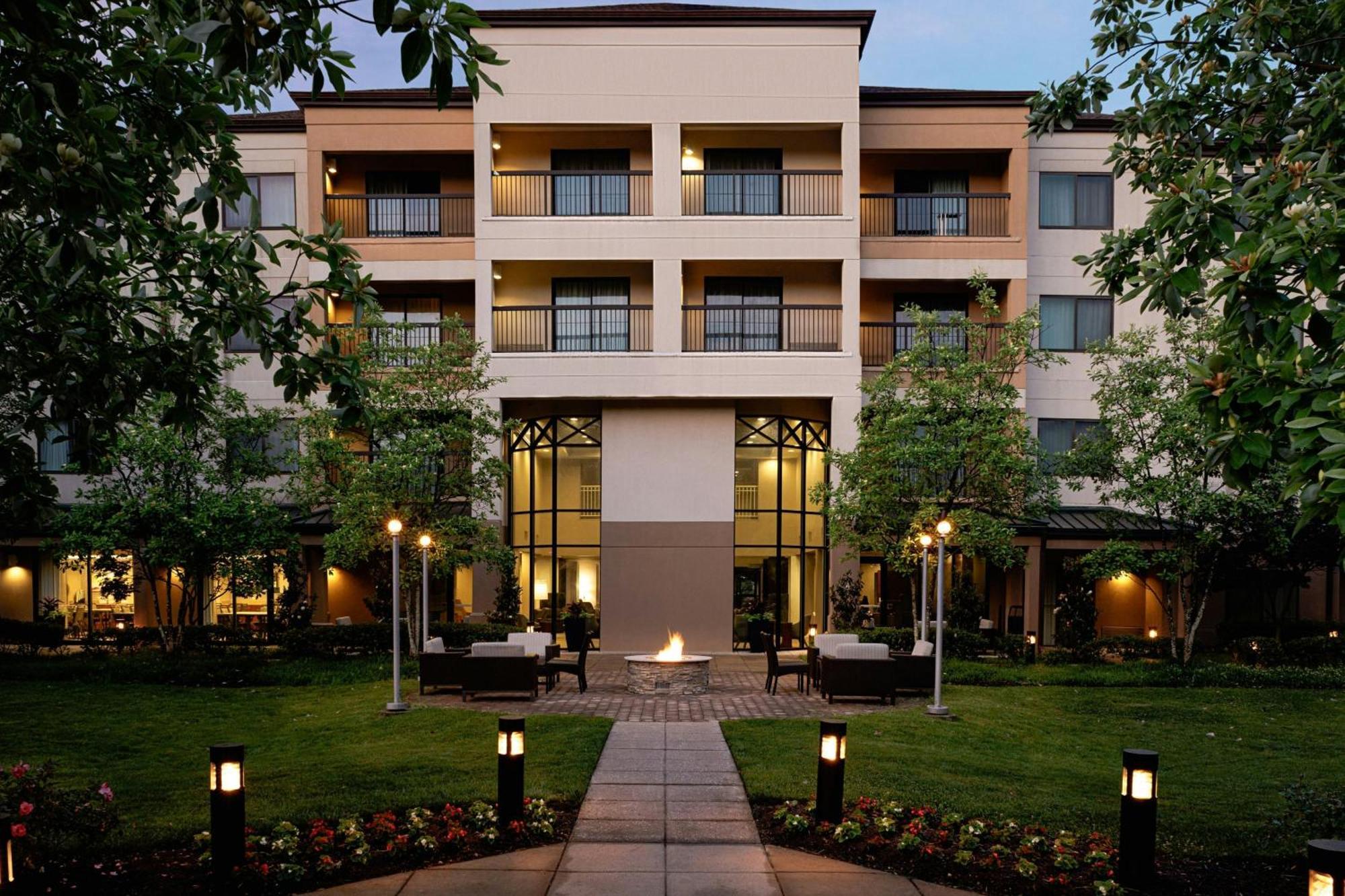 Hotel Courtyard By Marriott Springfield Exterior foto