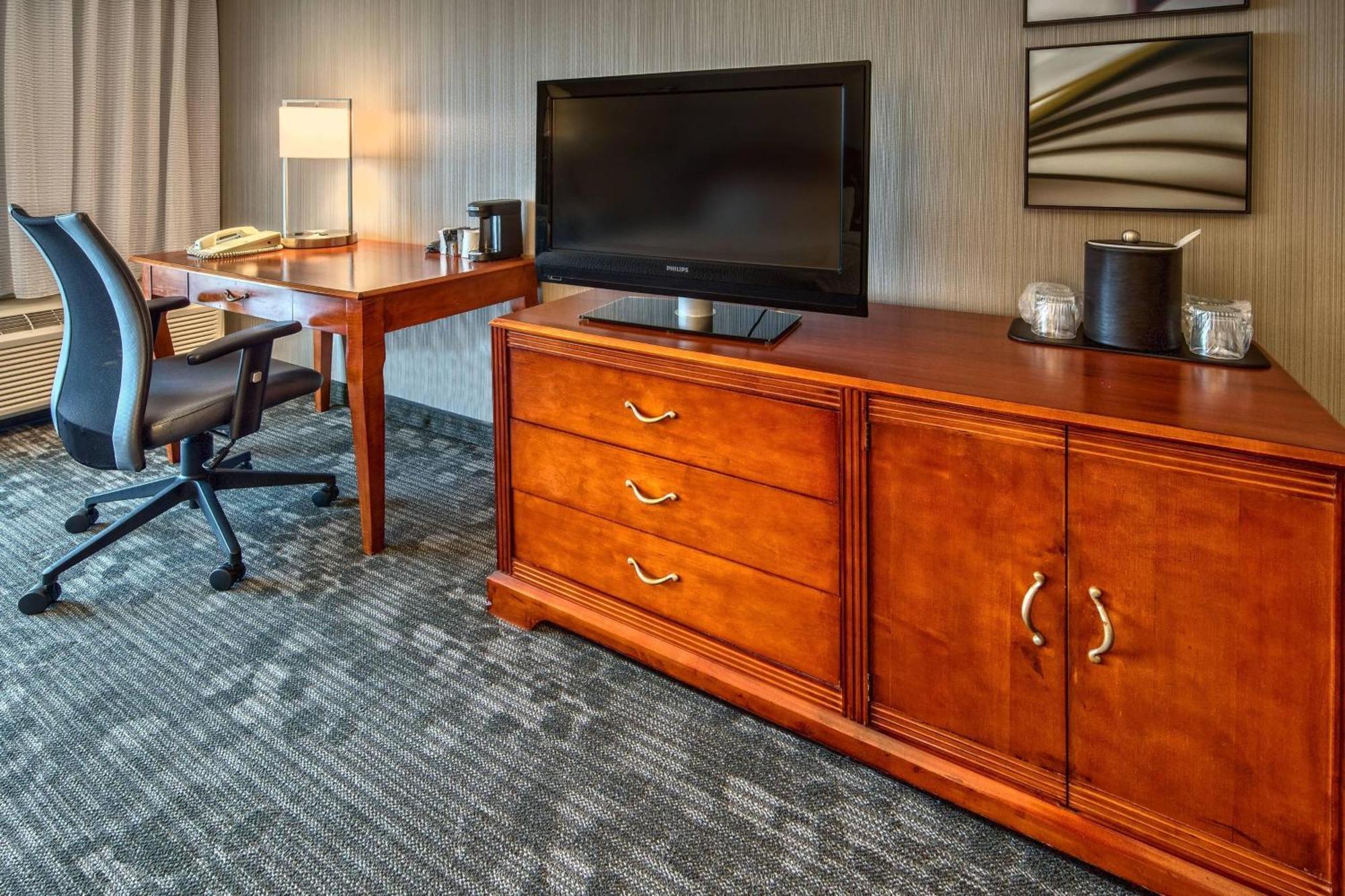 Hotel Courtyard By Marriott Springfield Exterior foto